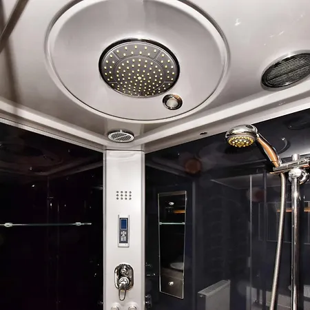 Modern Family With Wellness, Cleaning Included Holiday home Samree