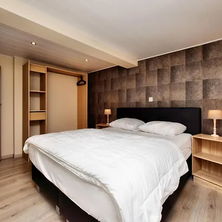 Holiday home Modern Family With Wellness, Cleaning Included Samree
