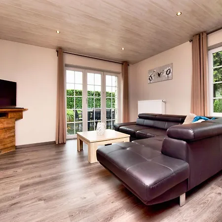 Modern Family With Wellness, Cleaning Included *